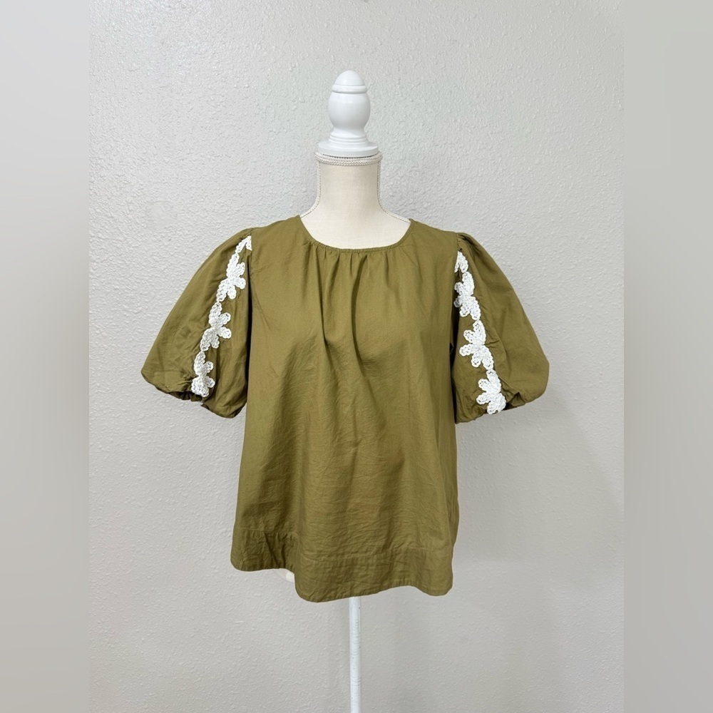 Anthropology Women’s Green olive vert Cotton Shirt With Embroidery Lace Medium